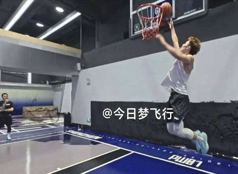 时刻悬念:广州篮球队挥汗奋斗胜出